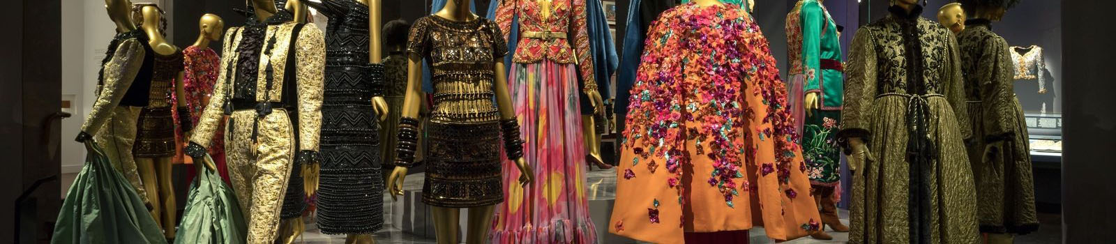 Одежда, обувь, сумки и аксессуары от Yves Saint Laurent