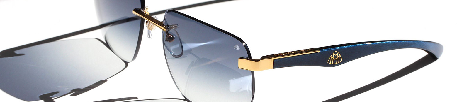 одежда, сумки и аксессуары Maybach