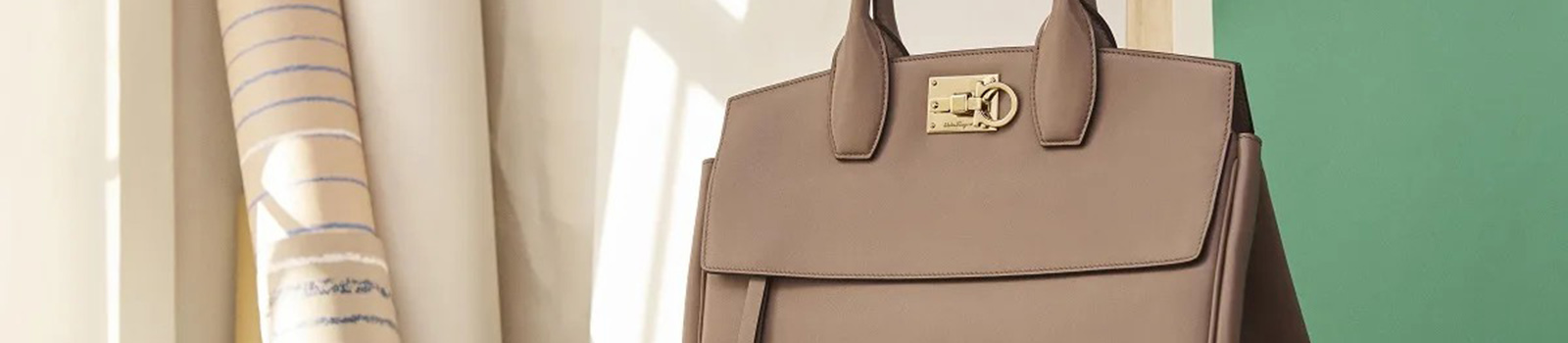 аксессуары Salvatore Ferragamo аксессуары Salvatore Ferragamo