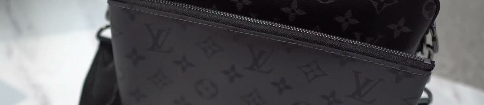  Продаем копии мужских сумок на ремне люксовых брендов с доставкой