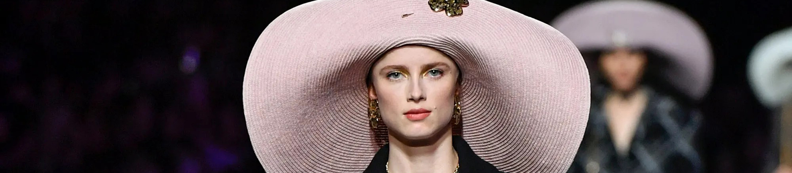 Реплики женских шляп по лучшей цене Реплики женских шляп по лучшей цене