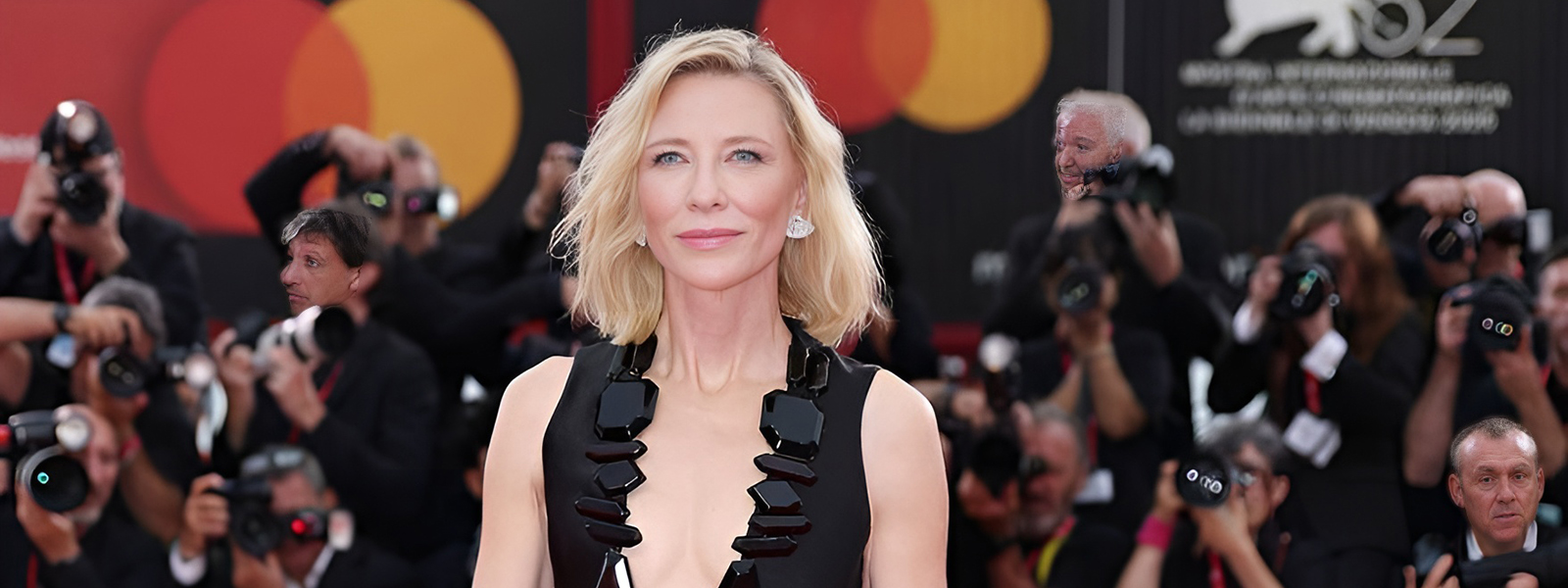 Гламур и традиции: старт 82-го Венецианского кинофестиваля Гламур и традиции: старт 82-го Венецианского кинофестиваля