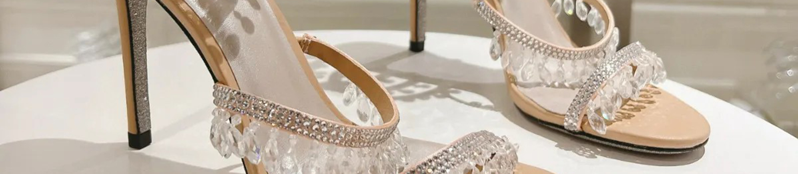 Купить копии и реплики Rene Caovilla