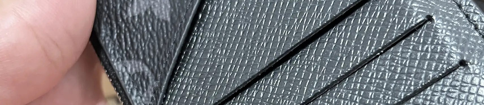 копии мужских сумок картхолдеров высокого качества копии мужских сумок картхолдеров высокого качества