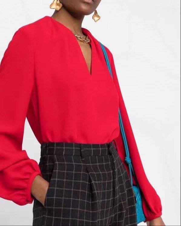 Трендовая блузка Valentino BP-17381 Трендовая блузка Valentino BP-17381