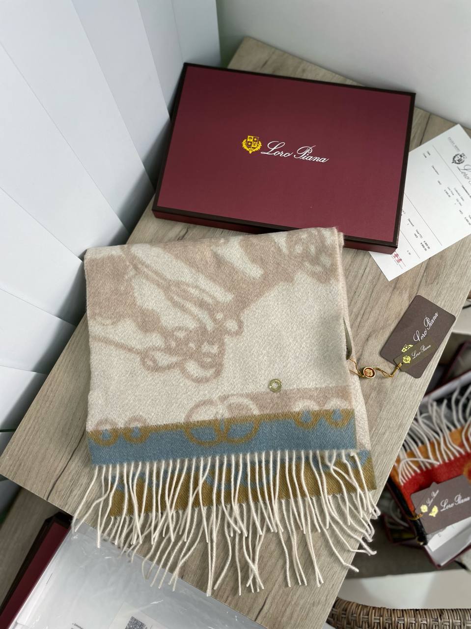 Шарф для стильных образов Loro Piana BP-21224 Шарф для стильных образов Loro Piana BP-21224