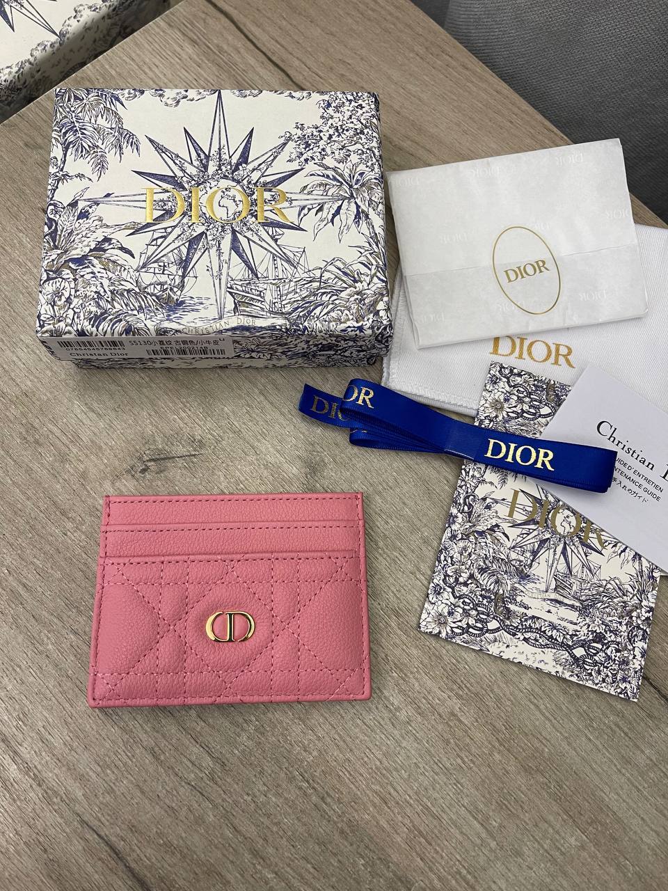 Розовый трендовый картхолдер Christian Dior BP-50398 Розовый трендовый картхолдер Christian Dior BP-50398