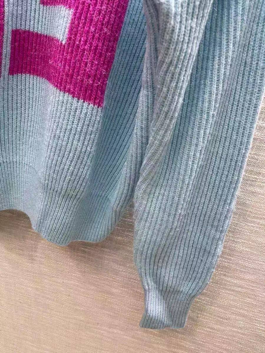 Коллекционный свитер Fendi BP-15606 Коллекционный свитер Fendi BP-15606