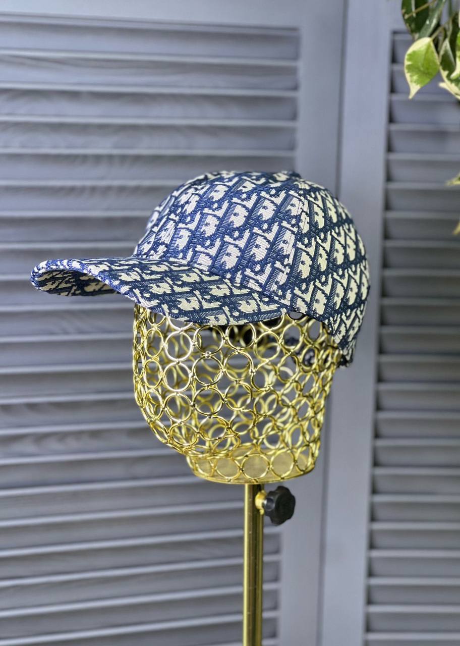 Бейсболка трендовая Christian Dior BP-41745 Бейсболка трендовая Christian Dior BP-41745