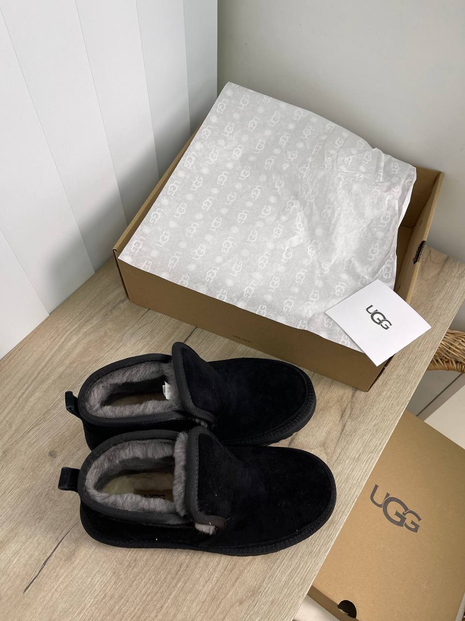 Черные UGG Ugg Australia BP-24506 коллекционные Черные UGG Ugg Australia BP-24506 коллекционные