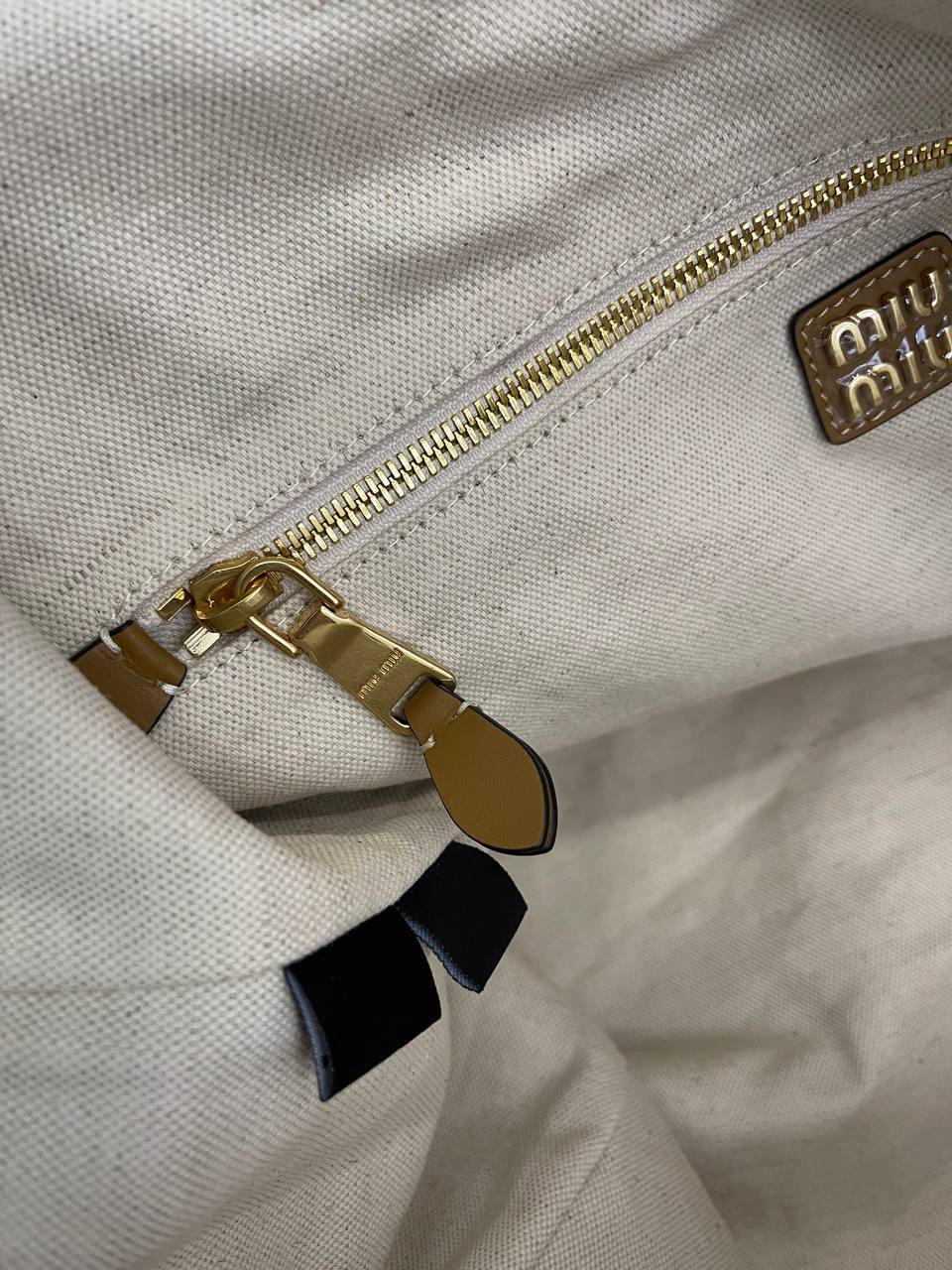 Трендовая сумка женская Miu Miu BP-49755 Трендовая сумка женская Miu Miu BP-49755