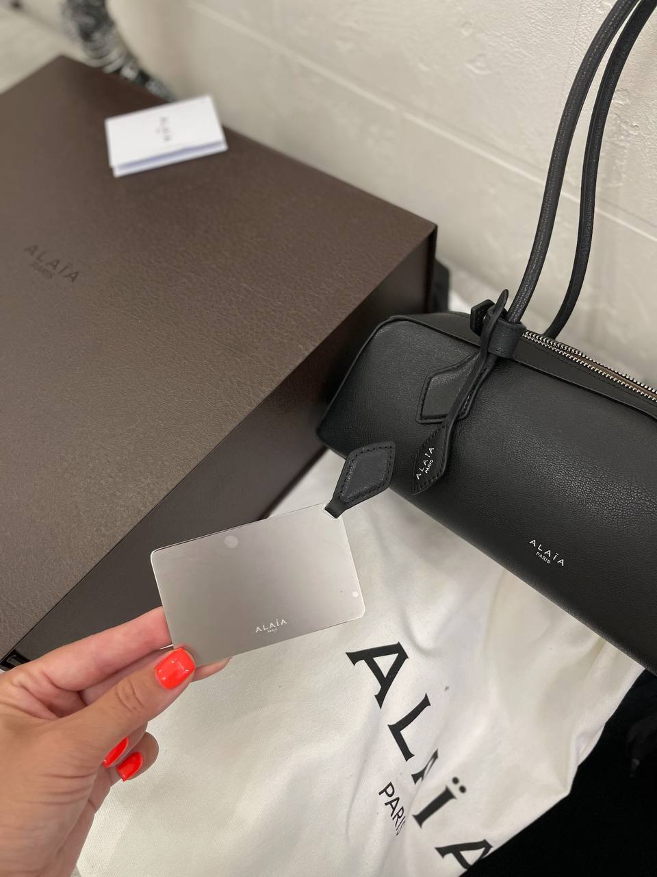 Alaia коллекционная женская сумка BP-52764 Alaia коллекционная женская сумка BP-52764