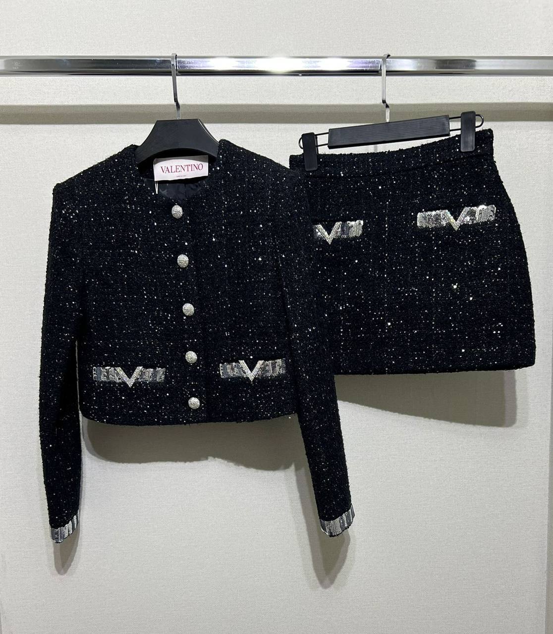 Valentino коллекционный костюм женский BP-48002 Valentino коллекционный костюм женский BP-48002