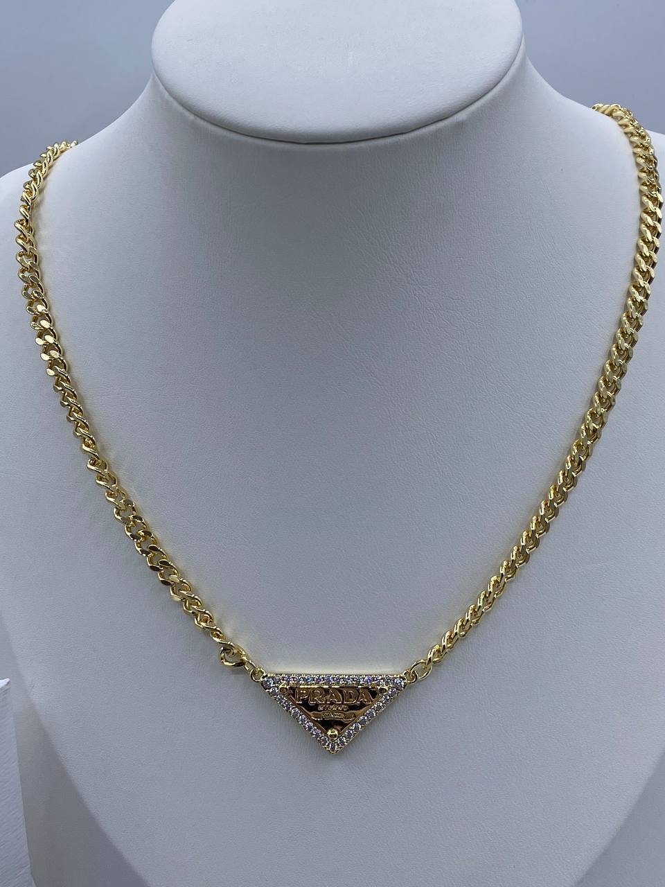 Колье трендовое Prada BP-31693 Колье трендовое Prada BP-31693