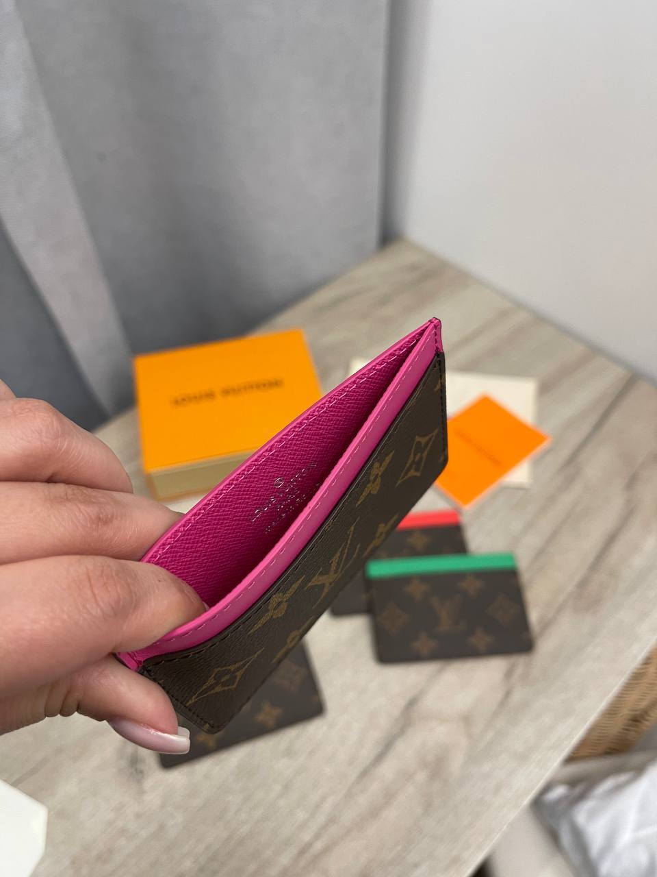 Люксовый картхолдер Louis Vuitton BP-48287 Люксовый картхолдер Louis Vuitton BP-48287