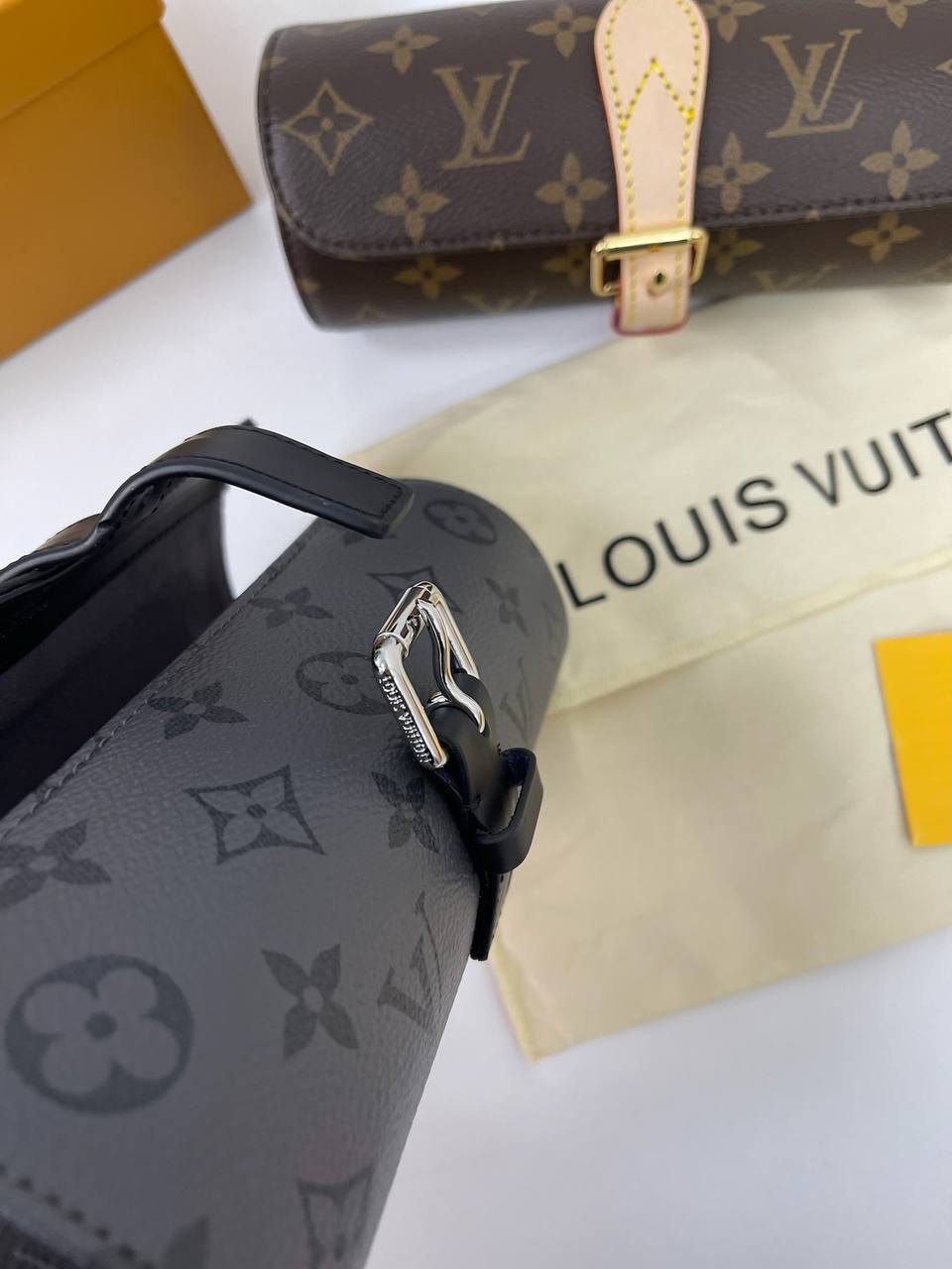 Футляр Louis Vuitton для часов BP-26639 Футляр Louis Vuitton для часов BP-26639
