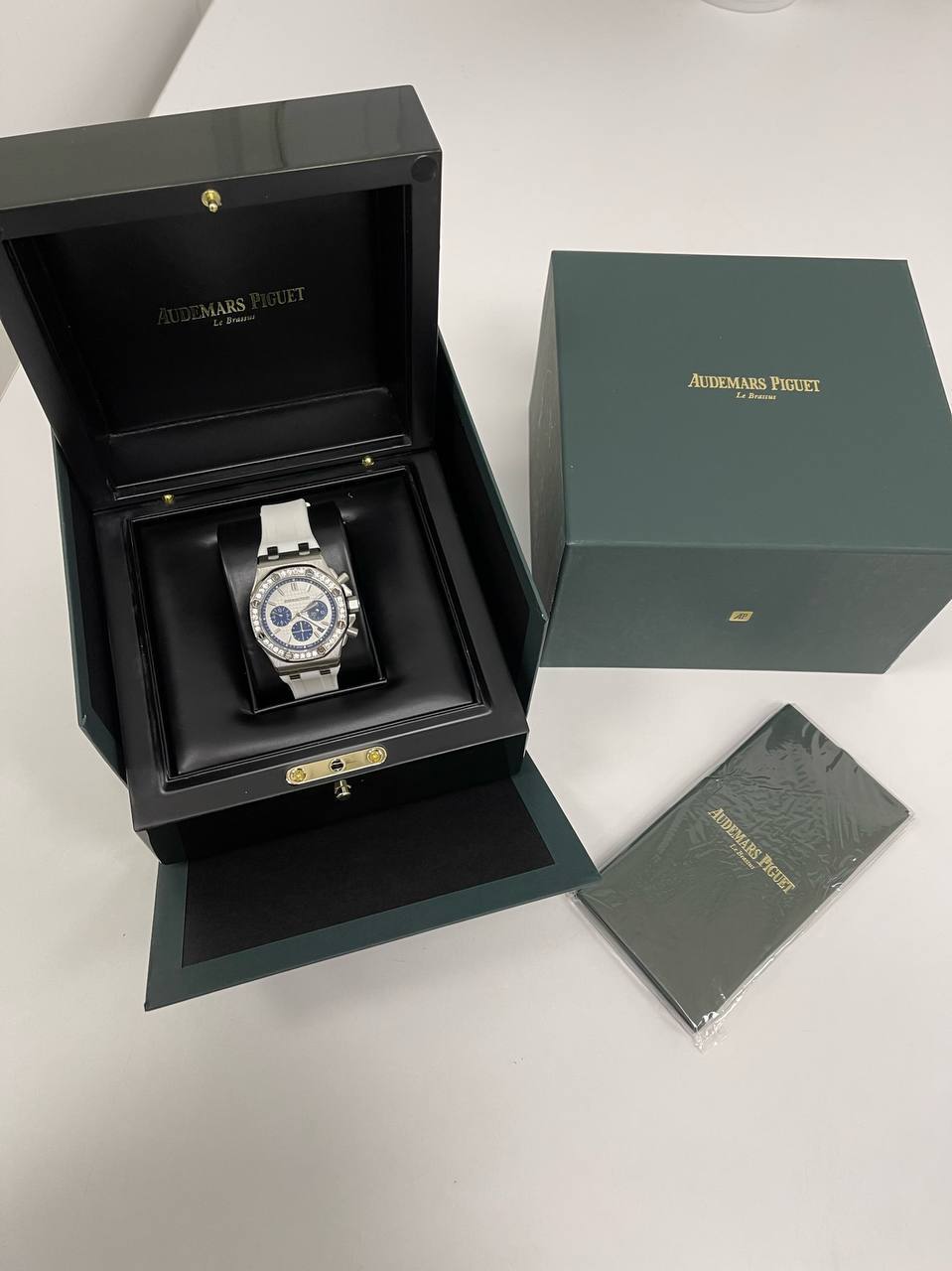 Часы Audemars Piguet коллекционные BP-24380 Часы Audemars Piguet коллекционные BP-24380