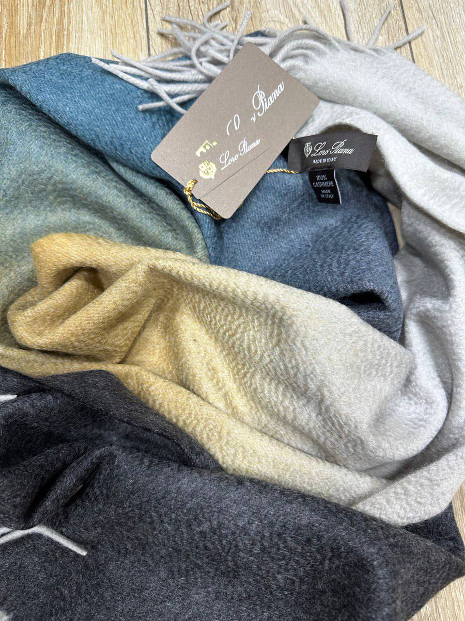 Ультрамодный шарф Loro Piana BP-38187 Ультрамодный шарф Loro Piana BP-38187