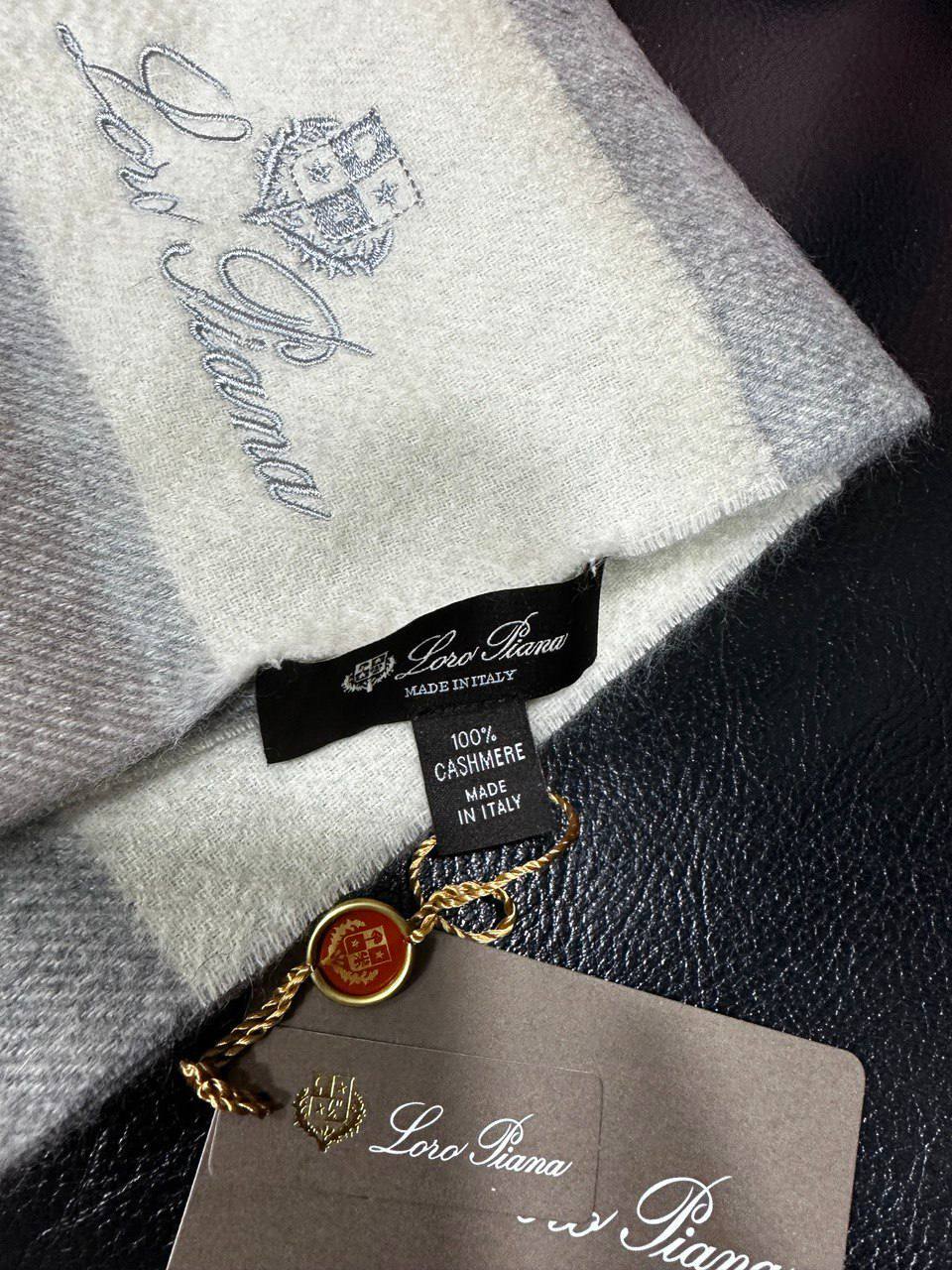 Шарф повседневный Loro Piana BP-38186 Шарф повседневный Loro Piana BP-38186