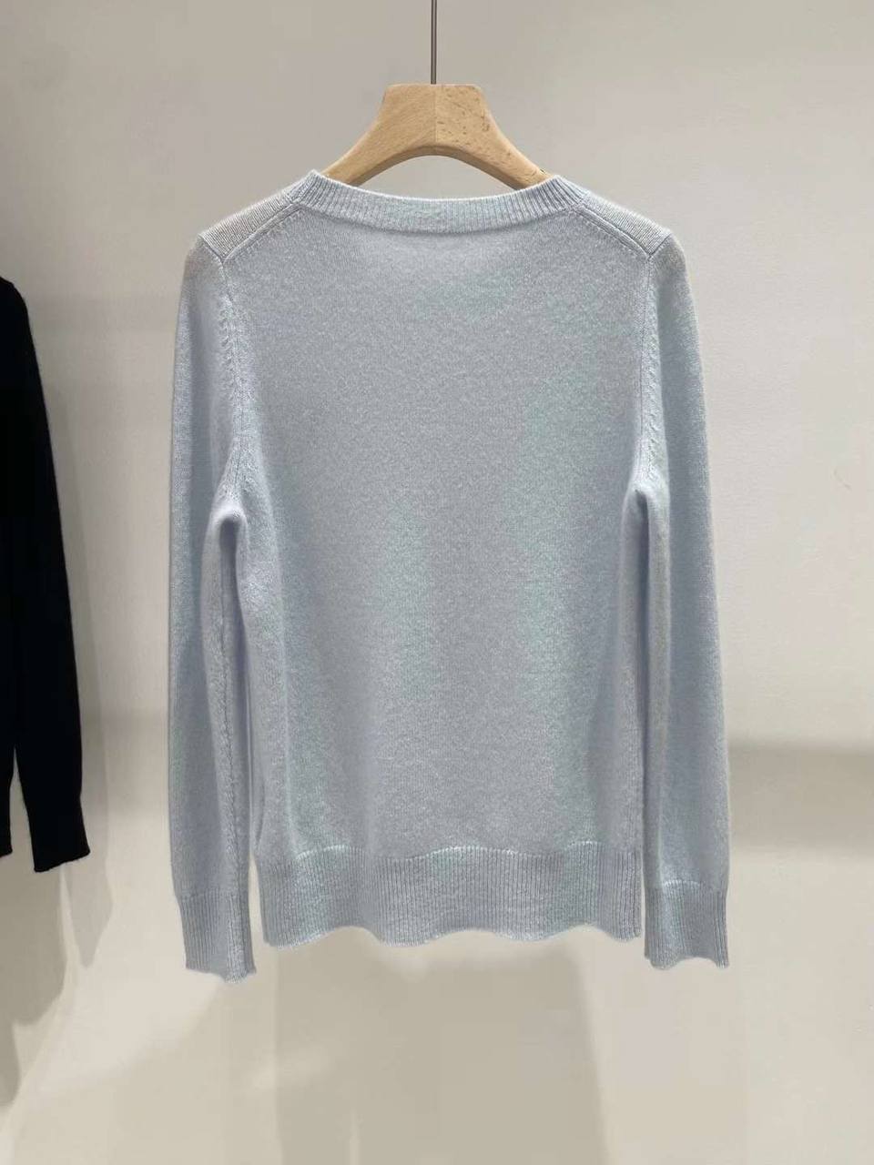 Кашемировый свитер Yves Saint Laurent коллекционный BP-38580 Кашемировый свитер Yves Saint Laurent коллекционный BP-38580