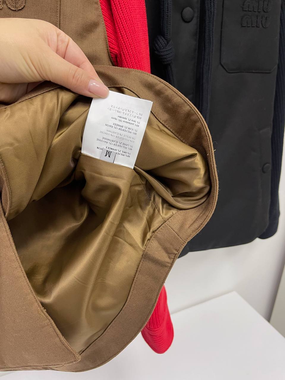 Куртка трендовая женская Miu Miu BP-25749 Куртка трендовая женская Miu Miu BP-25749