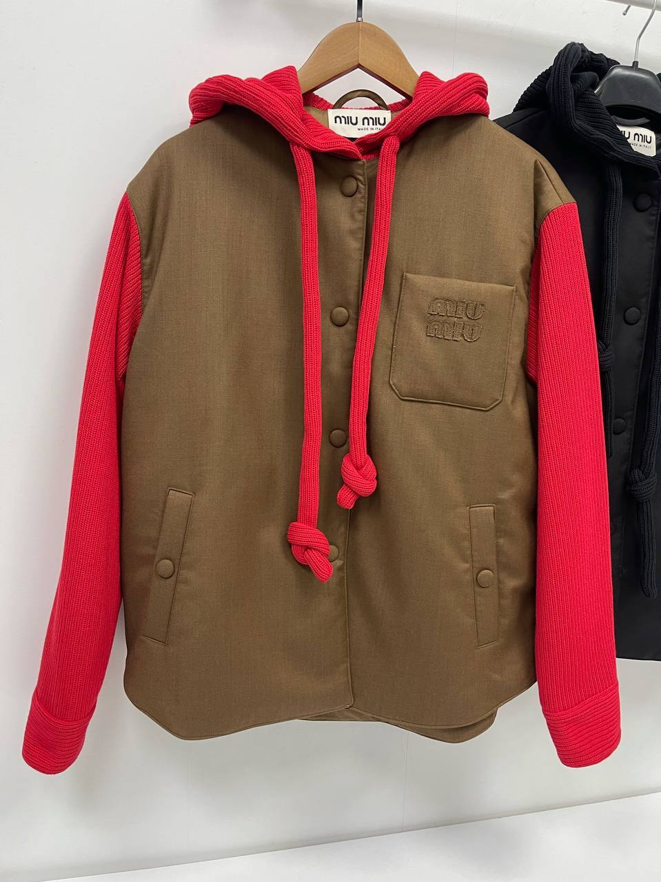 Куртка трендовая женская Miu Miu BP-25749 Куртка трендовая женская Miu Miu BP-25749