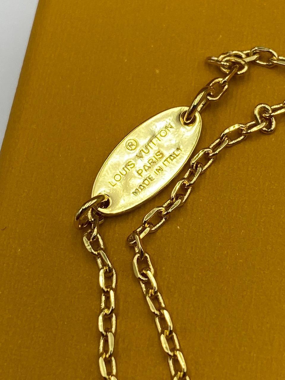 Элитное колье Louis Vuitton BP-39828 Элитное колье Louis Vuitton BP-39828