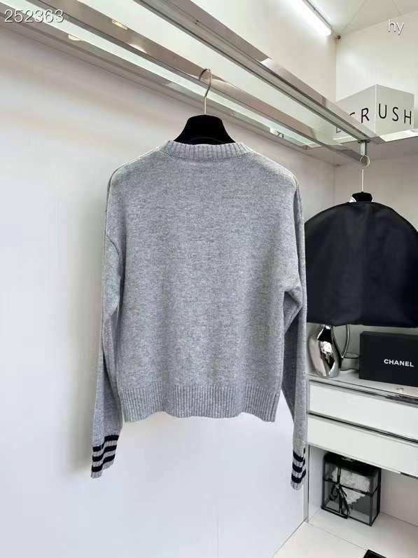 Премиум свитер женский Prada BP-41919 Премиум свитер женский Prada BP-41919