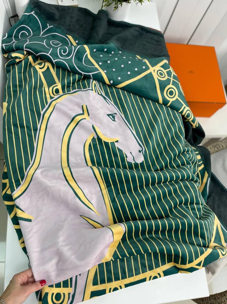 Hermes плед BP-24477 стильный Hermes плед BP-24477 стильный