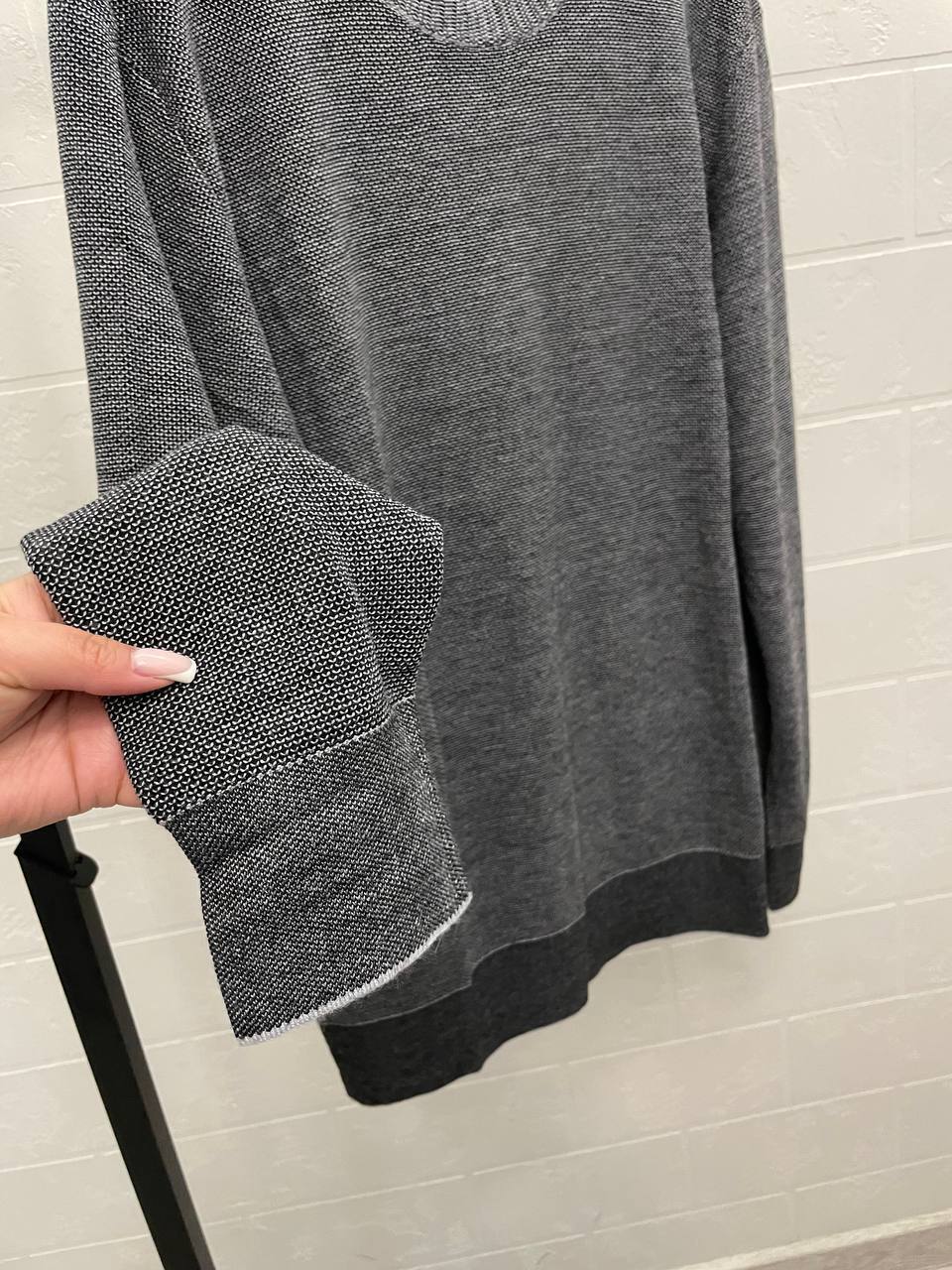 Свитер Loro Piana BP-53705 премиальный мужской Свитер Loro Piana BP-53705 премиальный мужской