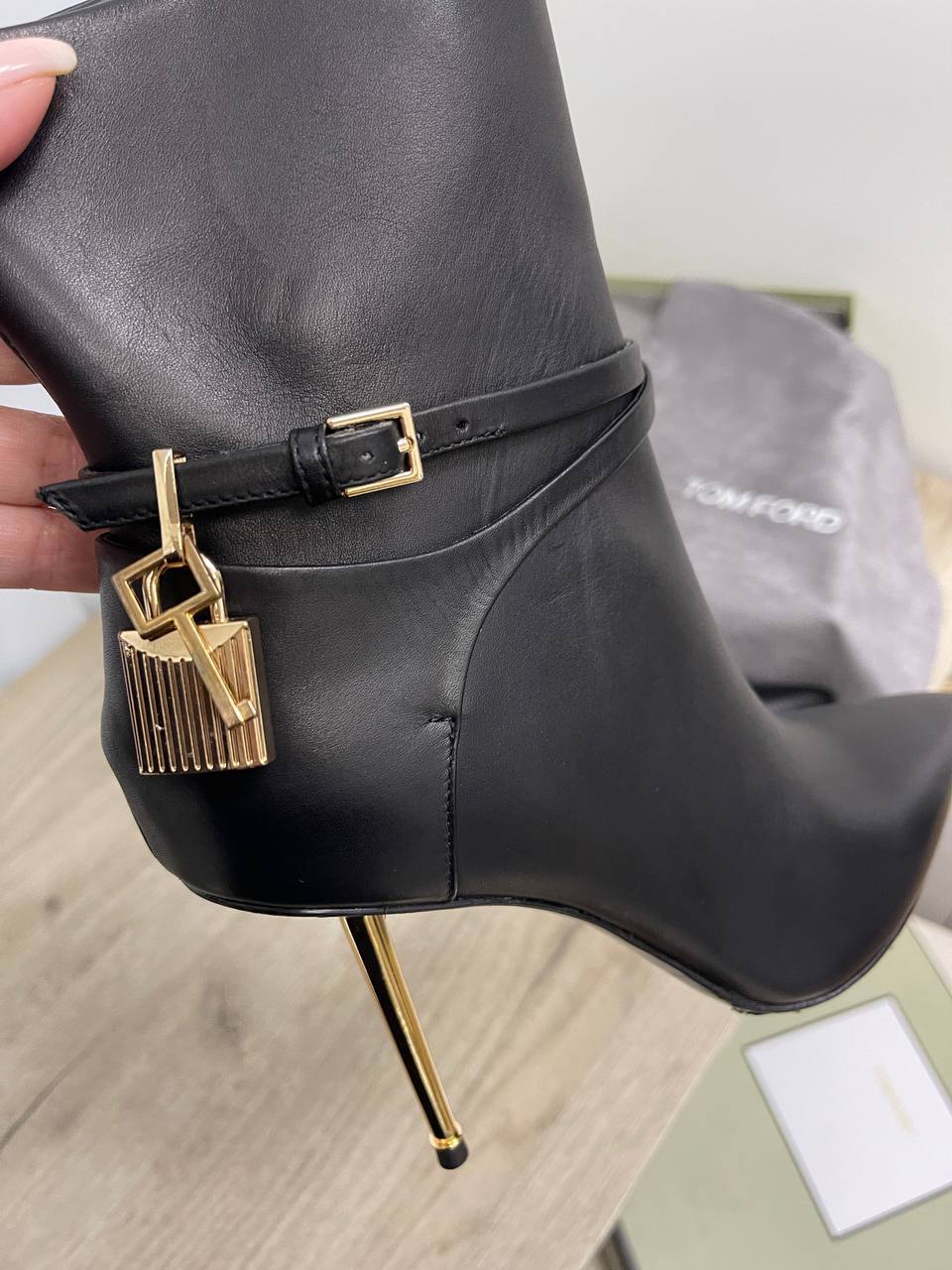 Кожаные премиум ботильоны Tom Ford BP-23153 Кожаные премиум ботильоны Tom Ford BP-23153