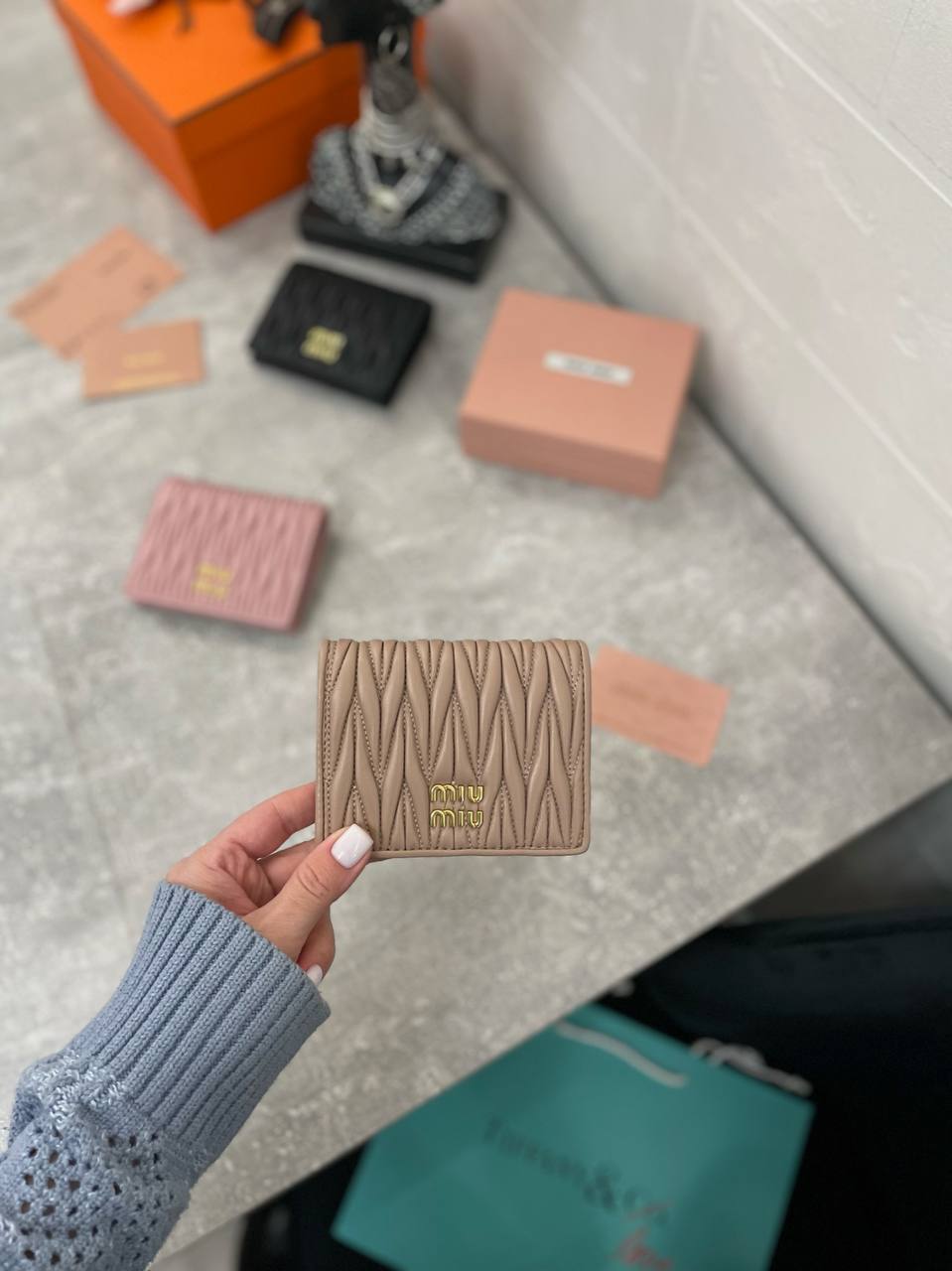 Трендовый кошелёк Miu Miu BP-46581 Трендовый кошелёк Miu Miu BP-46581