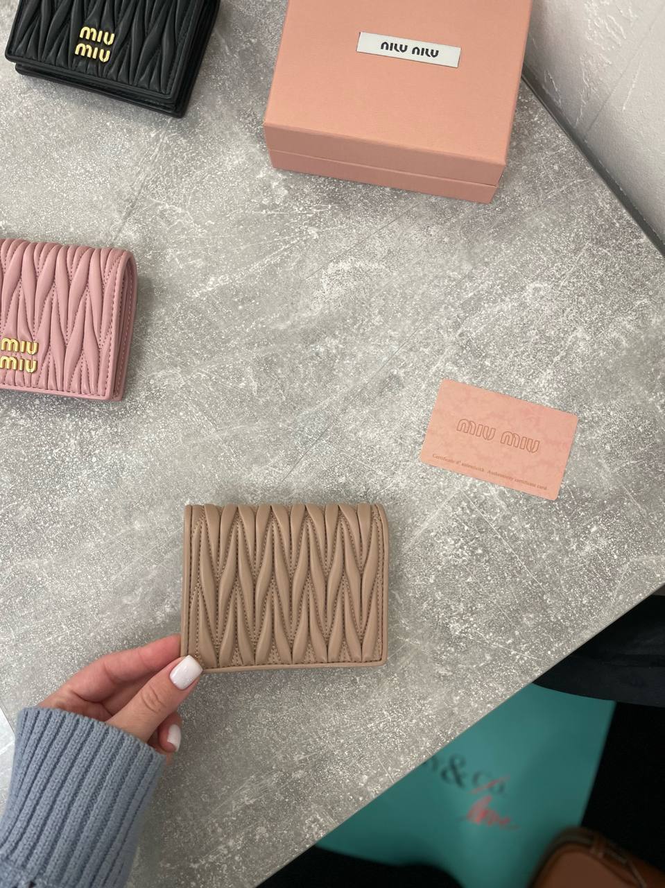 Трендовый кошелёк Miu Miu BP-46581 Трендовый кошелёк Miu Miu BP-46581