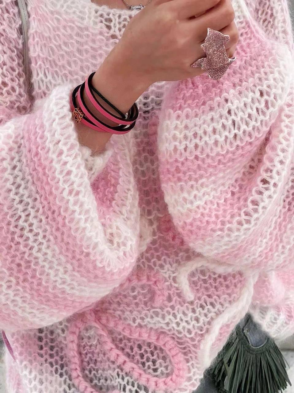 Элитный женский свитер Loewe BP-53254 Элитный женский свитер Loewe BP-53254