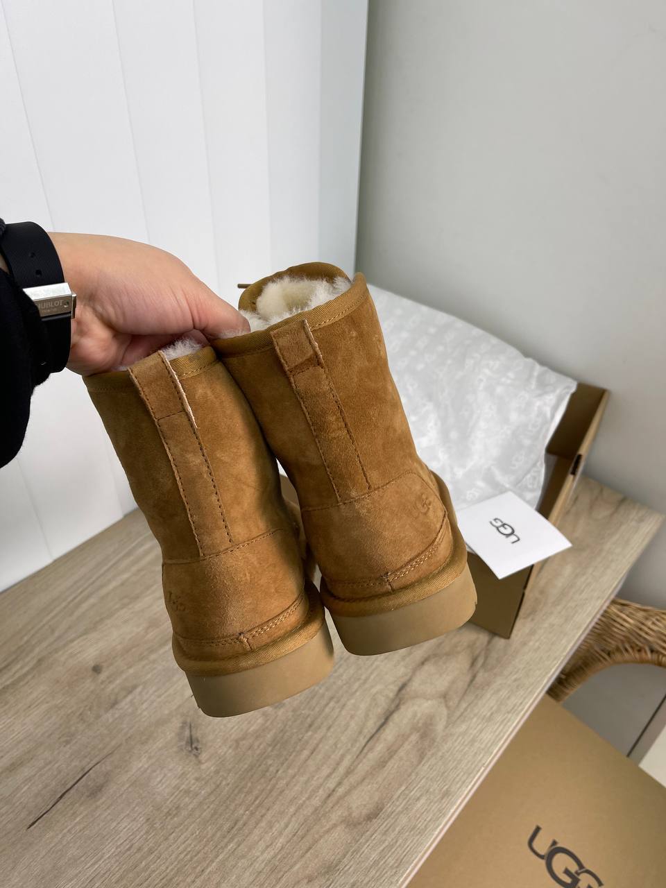 Ботинки повседневные Neumel Ugg Australia BP-24502 Ботинки повседневные Neumel Ugg Australia BP-24502