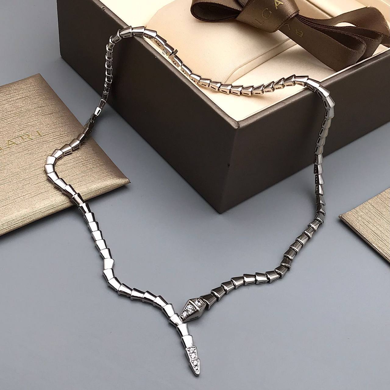 Колье коллекционное Bvlgari BP-37675 Колье коллекционное Bvlgari BP-37675