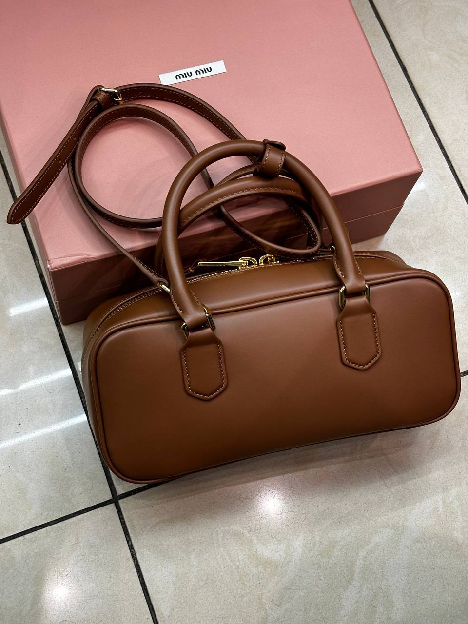 Сумка на ремне светло коричневая Miu Miu BP-320182 Сумка на ремне светло коричневая Miu Miu BP-320182