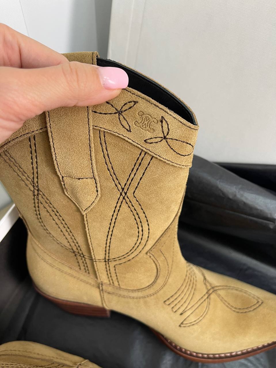 Ботинки бежевые повседневные Celine BP-23020 Ботинки бежевые повседневные Celine BP-23020