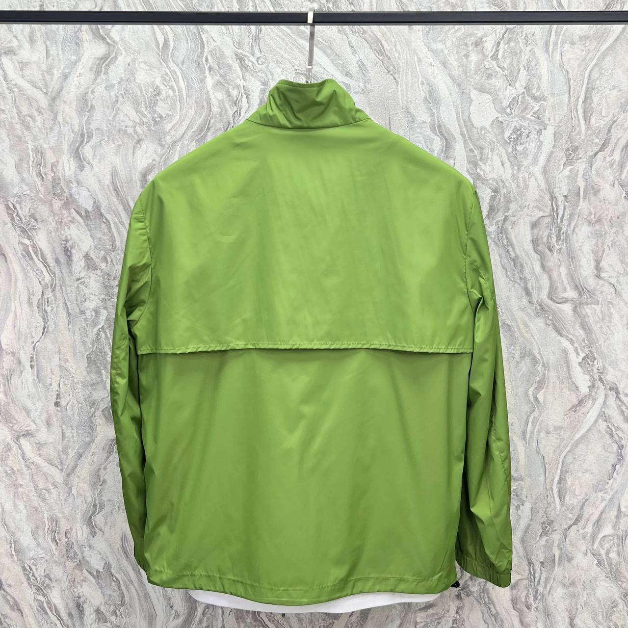 Элегантная ветровка Burberry BP-31392 Элегантная ветровка Burberry BP-31392