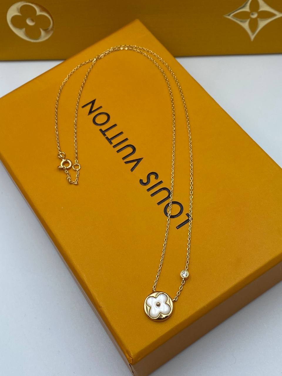 Колье премиум Louis Vuitton BP-43903 Колье премиум Louis Vuitton BP-43903