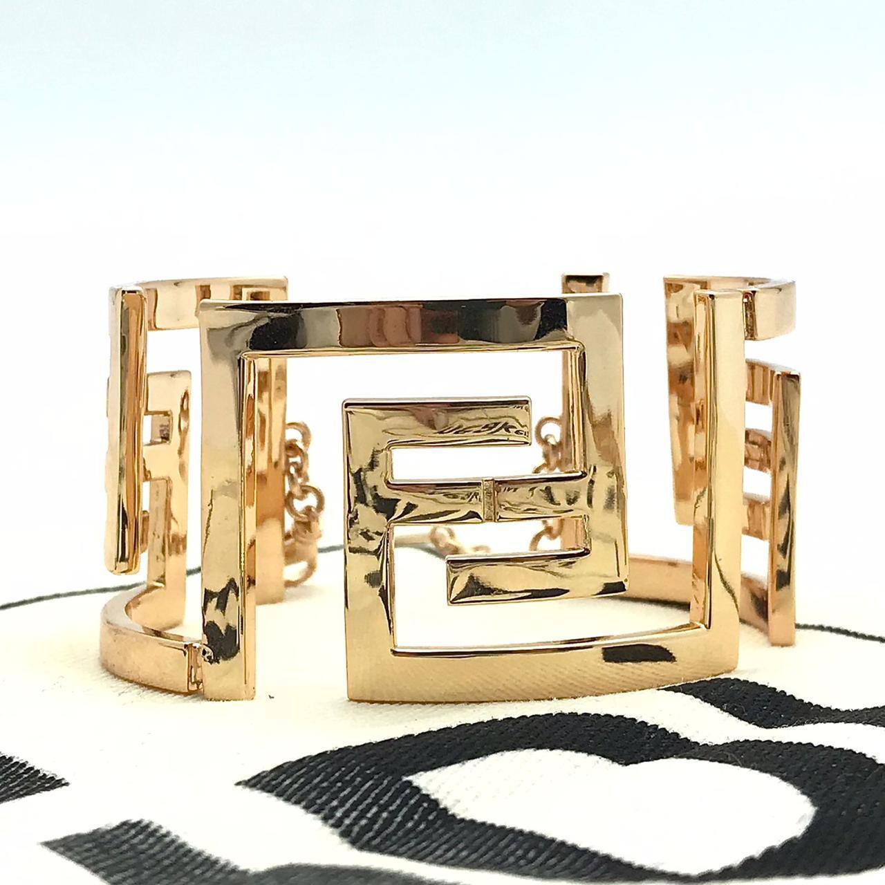 Элитный браслет Fendi BP-36953 Элитный браслет Fendi BP-36953