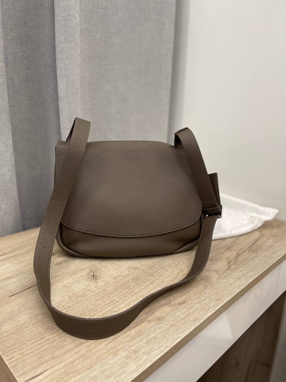 Стильная женская сумка The Row BP-46501 Стильная женская сумка The Row BP-46501