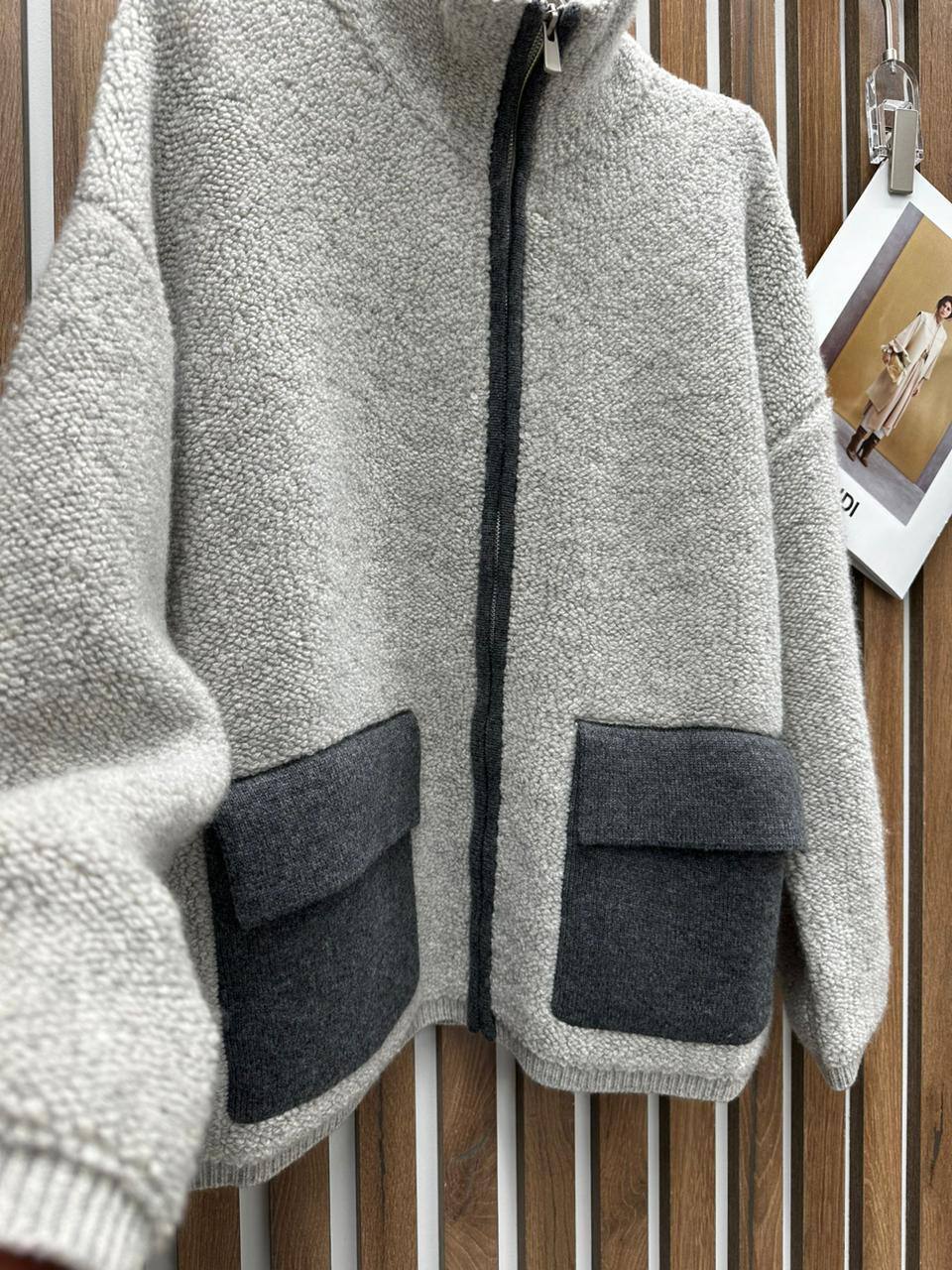 Женская куртка Loro Piana люкс BP-53779 Женская куртка Loro Piana люкс BP-53779