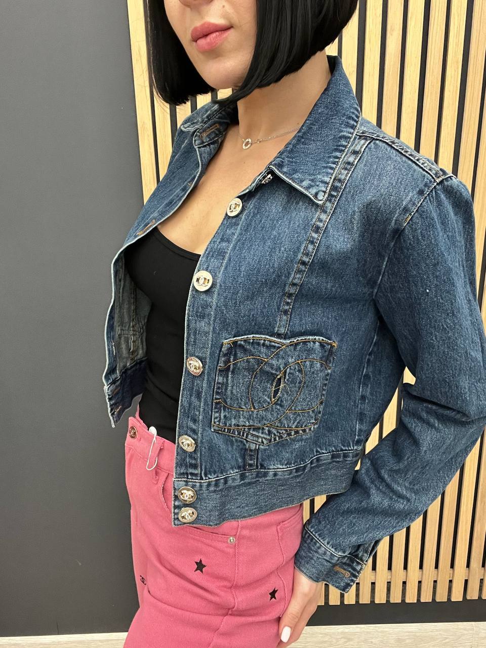 Джинсовая куртка коллекционная Chanel BP-48660 Джинсовая куртка коллекционная Chanel BP-48660