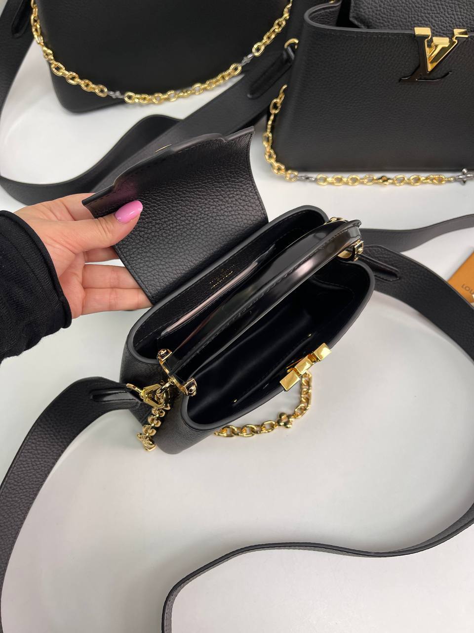 Элитная женская сумка Capucines, 21 см, Louis Vuitton BP-29263 Элитная женская сумка Capucines, 21 см, Louis Vuitton BP-29263