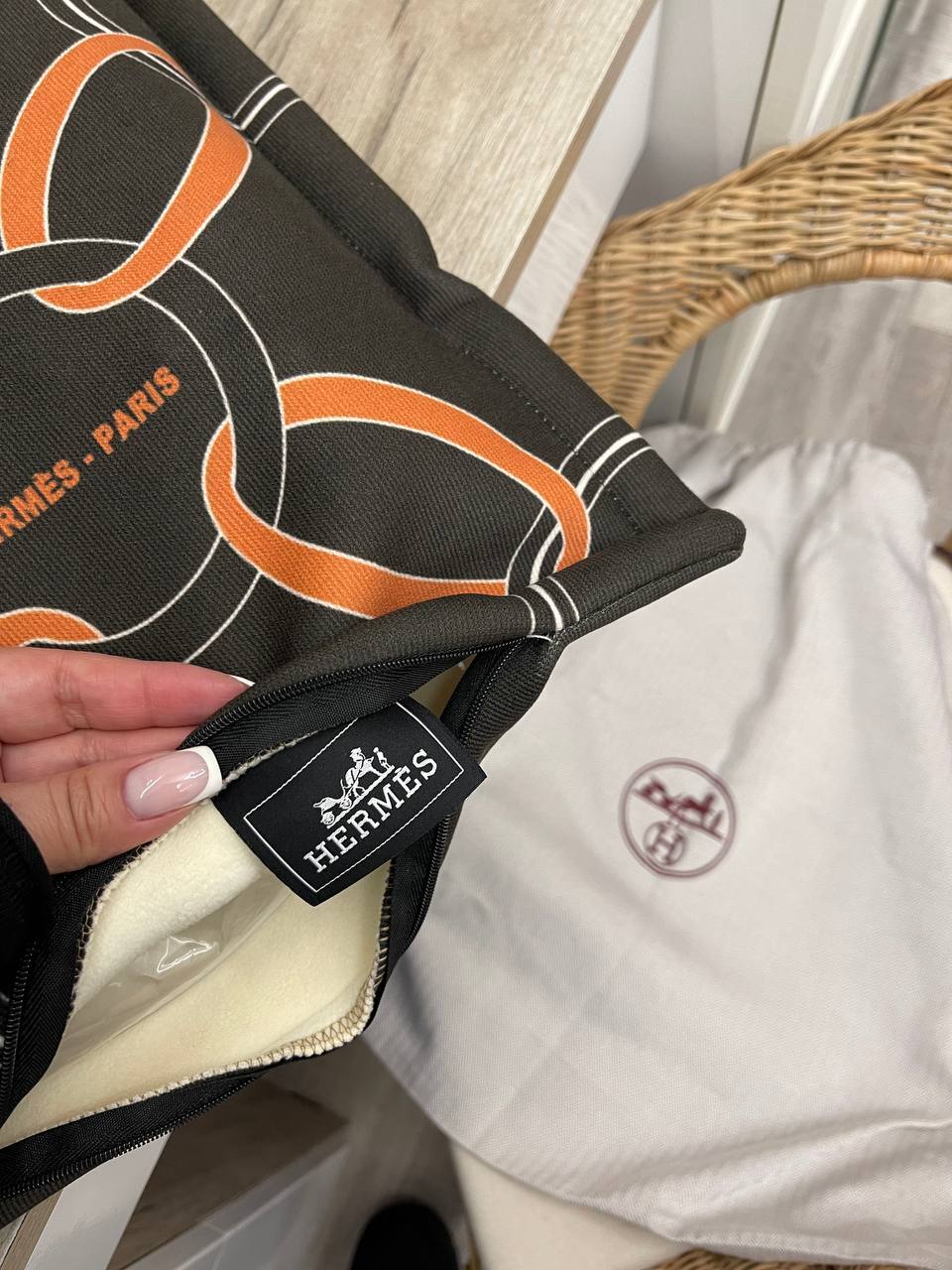 Подушка уютная Hermes BP-45578 Подушка уютная Hermes BP-45578