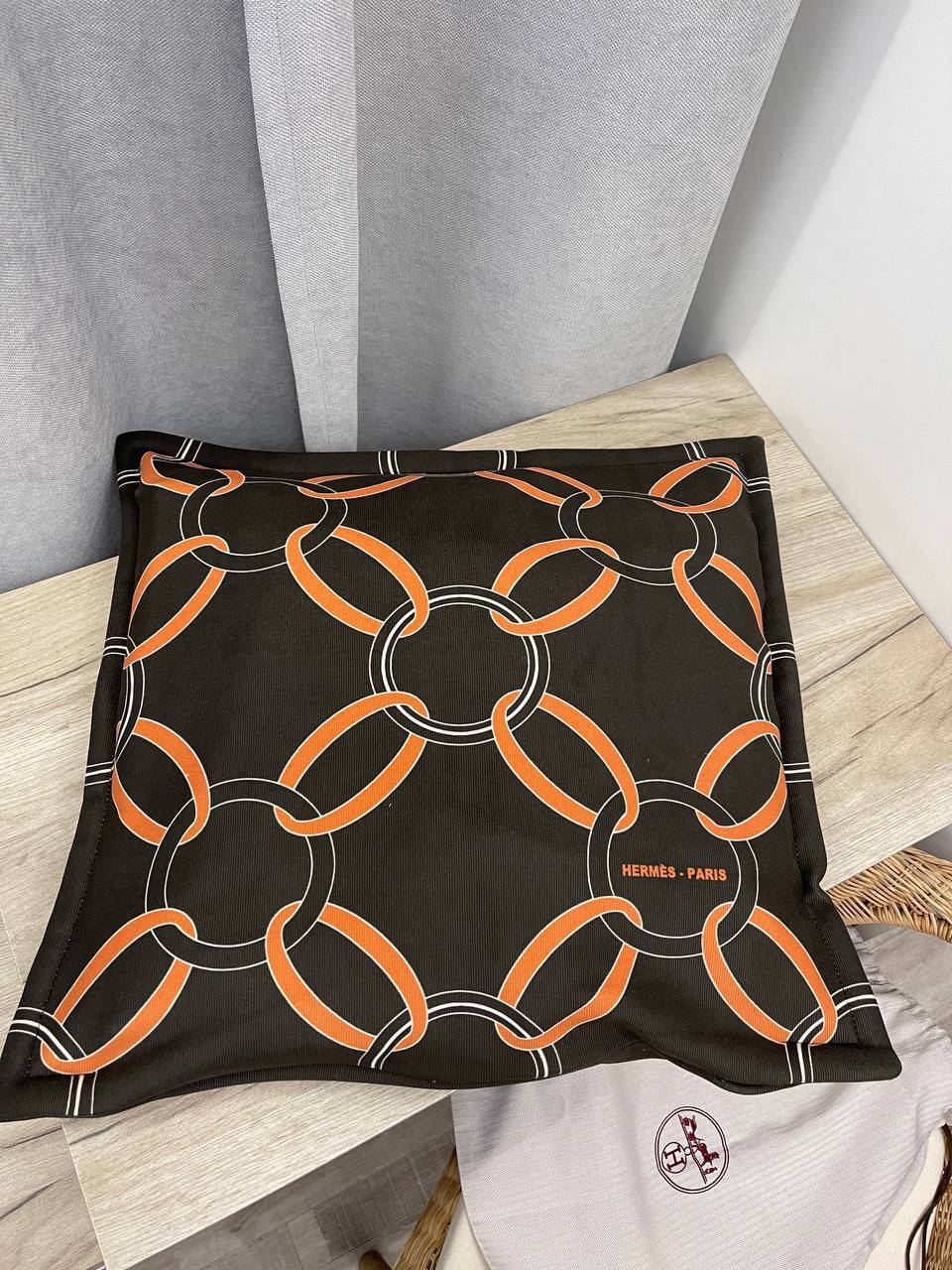 Подушка уютная Hermes BP-45578 Подушка уютная Hermes BP-45578