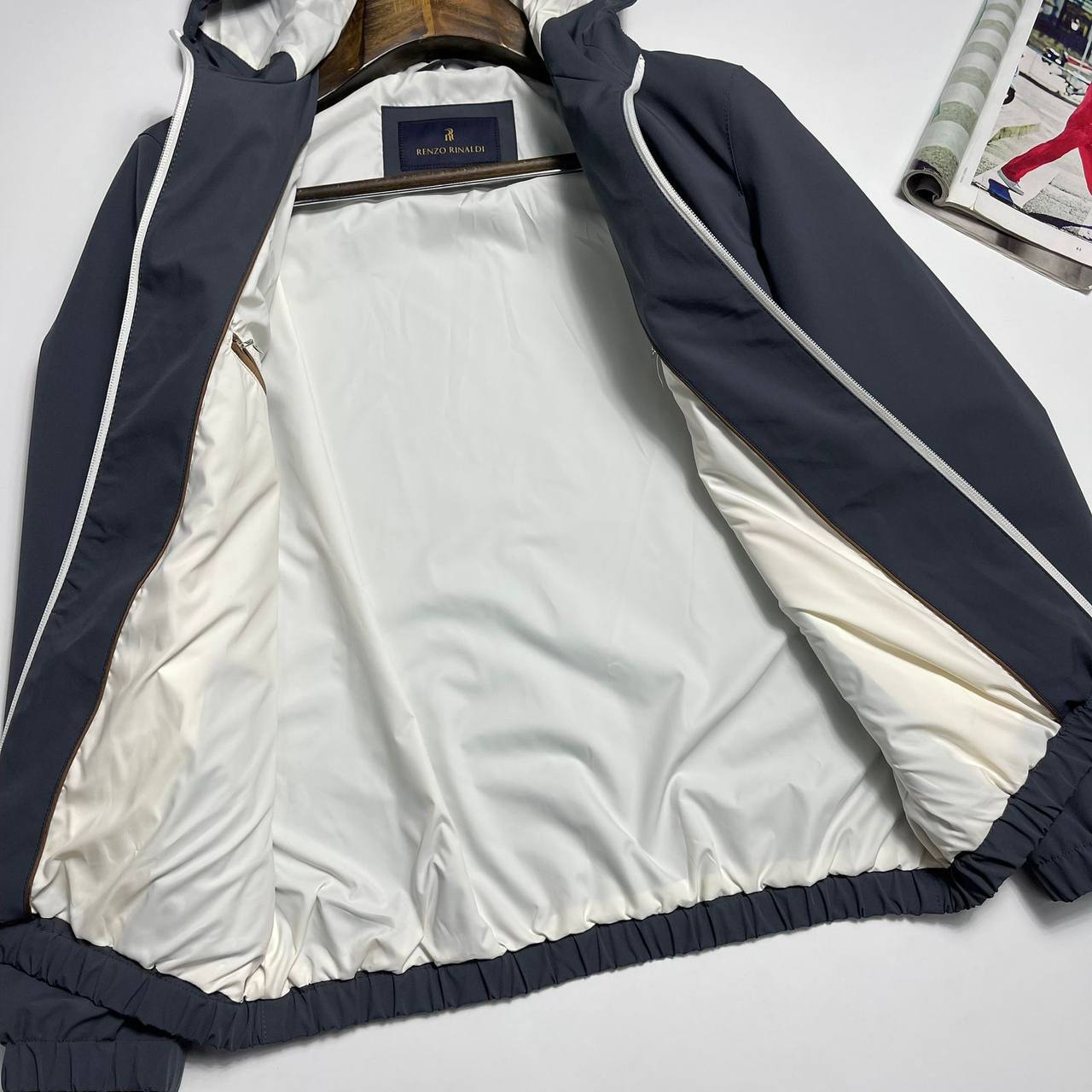 Ветровка RENZO RINALDI BP-53937 стильная Ветровка RENZO RINALDI BP-53937 стильная