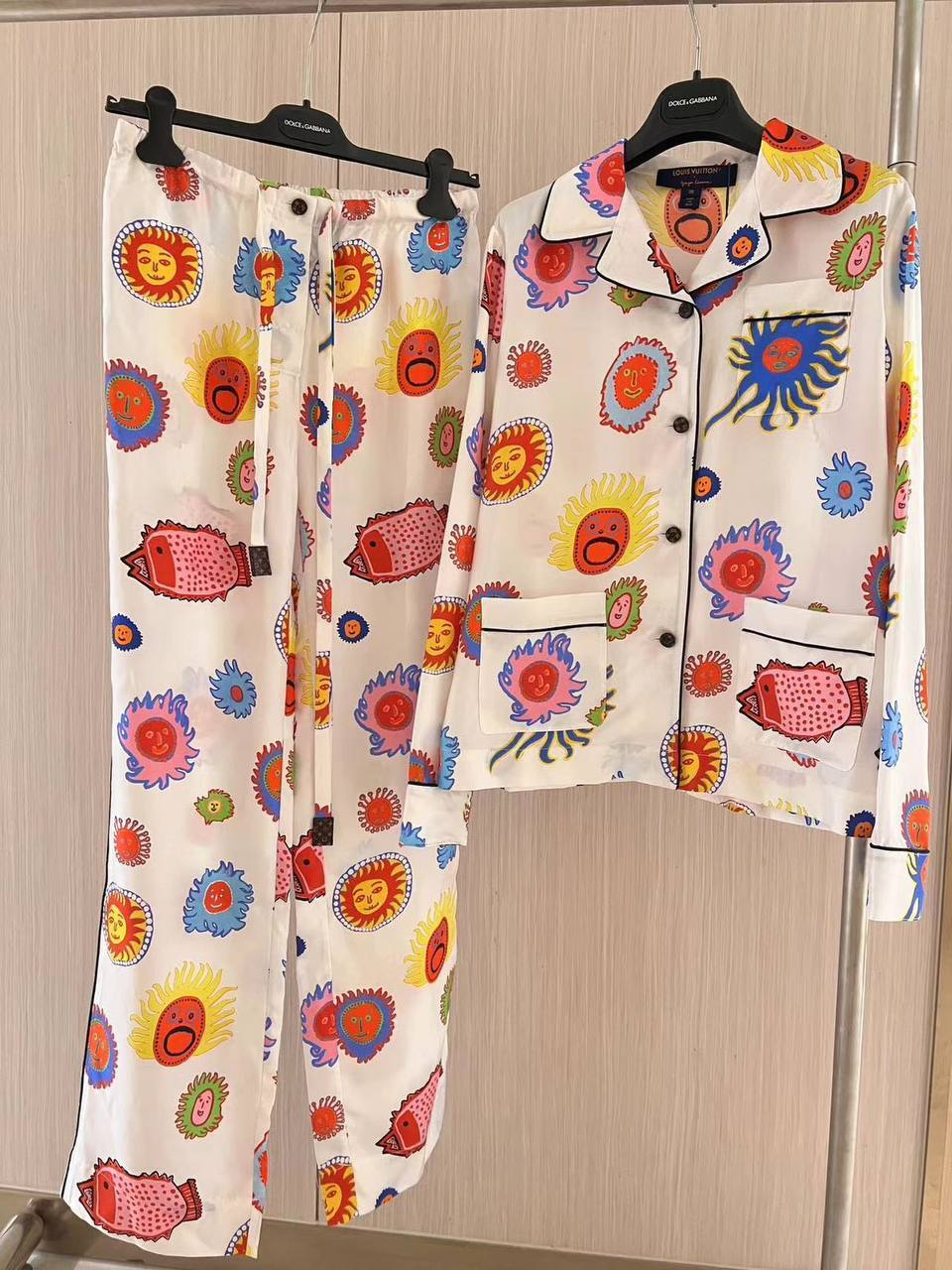 Пижама Louis Vuitton BP-35752 стиль и комфорт Пижама Louis Vuitton BP-35752 стиль и комфорт