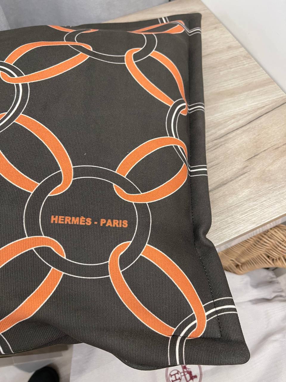 Подушка уютная Hermes BP-45578 Подушка уютная Hermes BP-45578